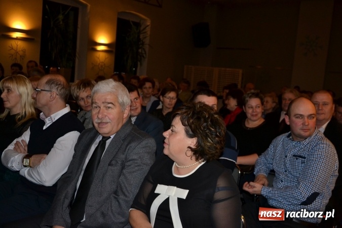 Zdjęcie w galerii na portalu naszraciborz.pl: Edward Simoni porwał publiczność w Tworkowie  wiadomości z regionu