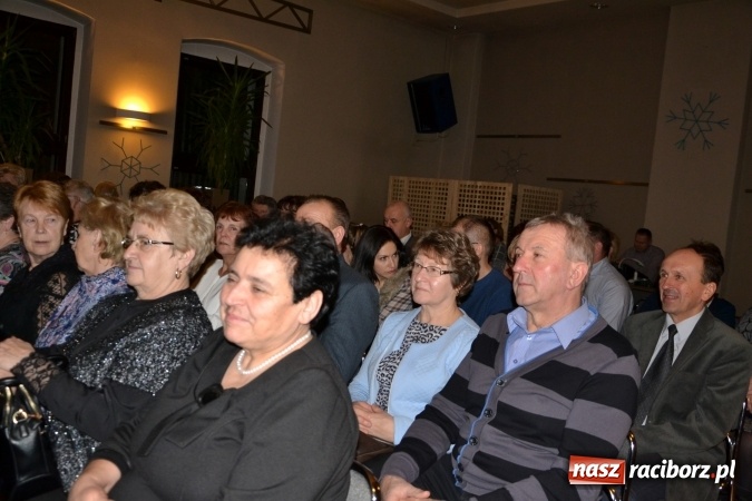 Zdjęcie w galerii na portalu naszraciborz.pl: Edward Simoni porwał publiczność w Tworkowie  wiadomości z regionu