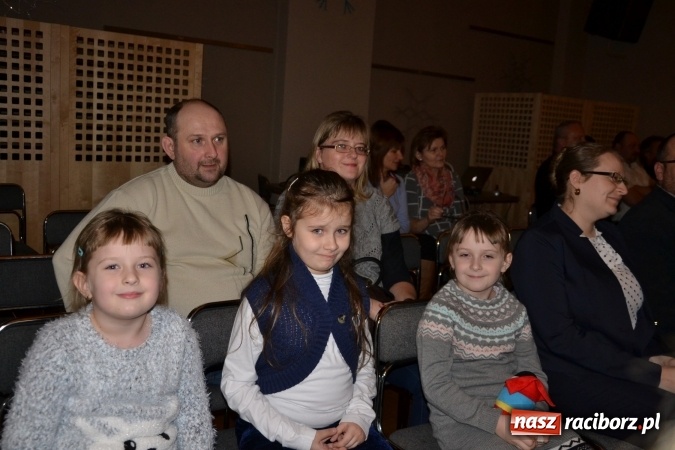 Zdjęcie w galerii na portalu naszraciborz.pl: Edward Simoni porwał publiczność w Tworkowie  wiadomości z regionu