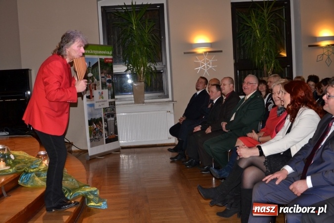 Zdjęcie w galerii na portalu naszraciborz.pl: Edward Simoni porwał publiczność w Tworkowie  wiadomości z regionu