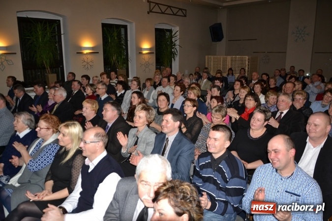 Zdjęcie w galerii na portalu naszraciborz.pl: Edward Simoni porwał publiczność w Tworkowie  wiadomości z regionu