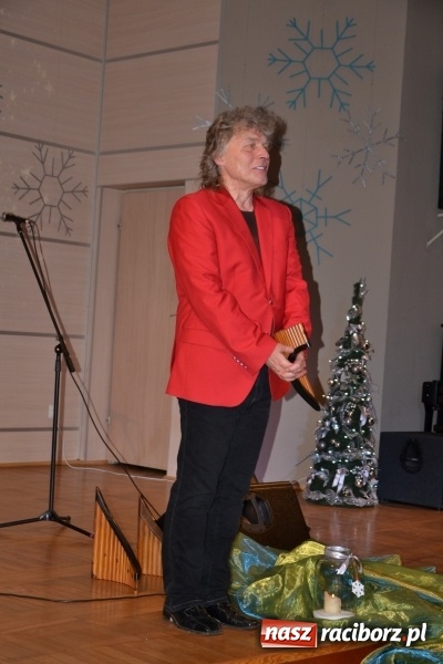 Zdjęcie w galerii na portalu naszraciborz.pl: Edward Simoni porwał publiczność w Tworkowie  wiadomości z regionu