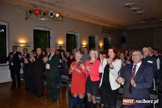 Zdjęcie w galerii na portalu naszraciborz.pl: Edward Simoni porwał publiczność w Tworkowie  wiadomości z regionu