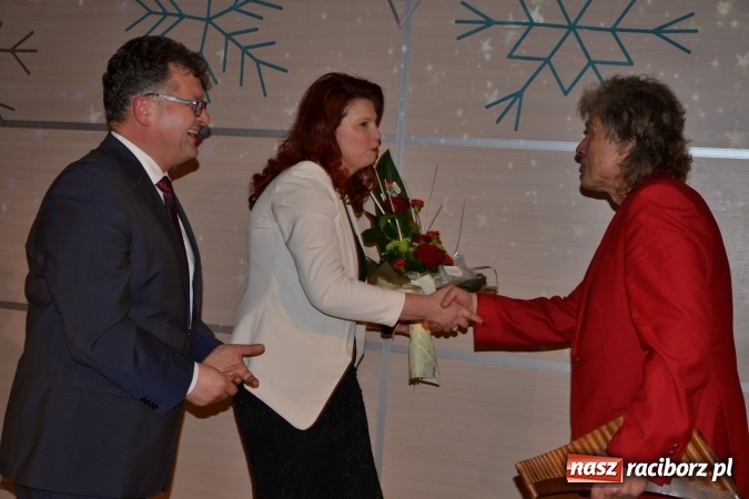 Zdjęcie w galerii na portalu naszraciborz.pl: Edward Simoni porwał publiczność w Tworkowie  wiadomości z regionu