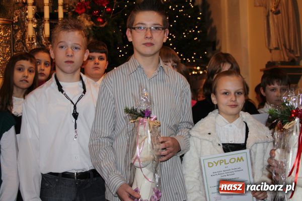 Zdjęcie w galerii na portalu naszraciborz.pl: Kolędowanie z Turniokami w Tworkowie wiadomości z regionu