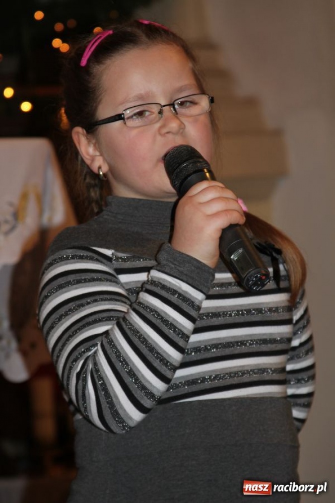 Zdjęcie w galerii na portalu naszraciborz.pl: Kolędowanie z Turniokami w Tworkowie wiadomości z regionu