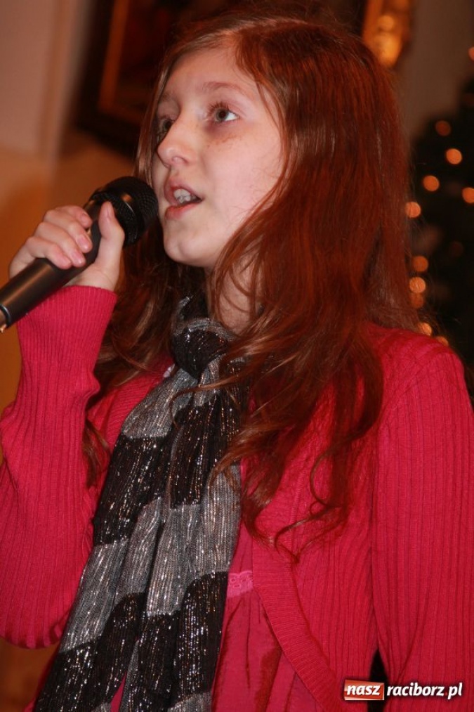 Zdjęcie w galerii na portalu naszraciborz.pl: Kolędowanie z Turniokami w Tworkowie wiadomości z regionu