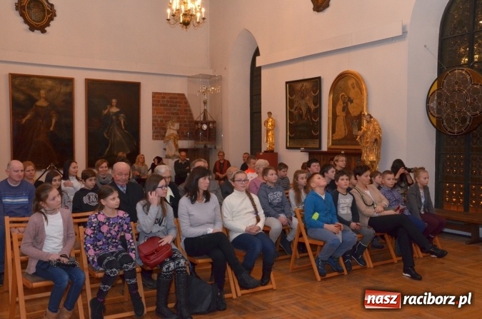 Zdjęcie w galerii na portalu naszraciborz.pl: Wszystko... jest liczbą - zobacz zdjęcia z otwarcia nowej wystawy w raciborskim Muzeum wiadomości z regionu