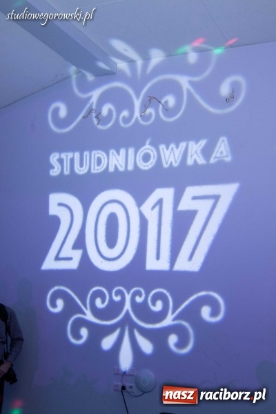 Zdjęcie w galerii na portalu naszraciborz.pl: Przednia zabawa na studniówce ZSOMS  wiadomości z regionu