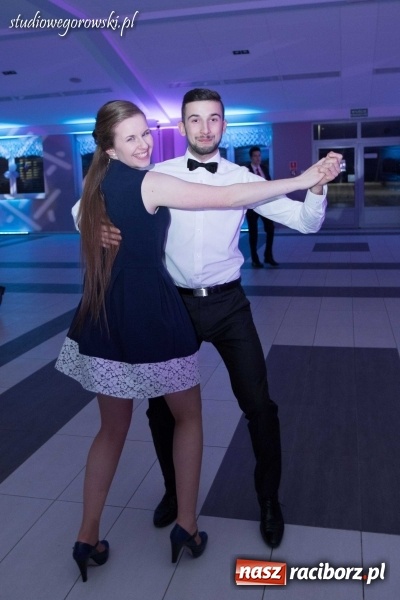 Zdjęcie w galerii na portalu naszraciborz.pl: Przednia zabawa na studniówce ZSOMS  wiadomości z regionu