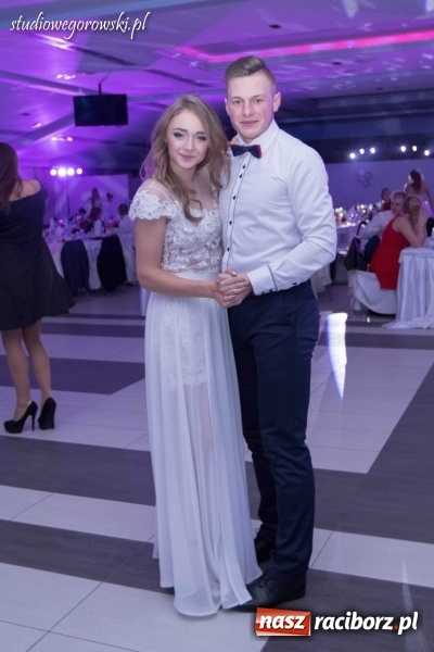 Zdjęcie w galerii na portalu naszraciborz.pl: Przednia zabawa na studniówce ZSOMS  wiadomości z regionu