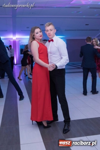 Zdjęcie w galerii na portalu naszraciborz.pl: Przednia zabawa na studniówce ZSOMS  wiadomości z regionu