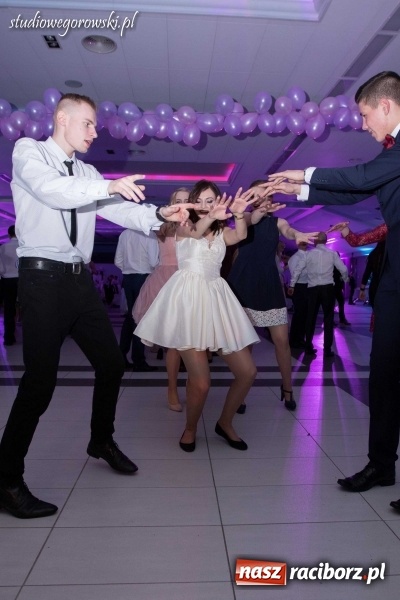 Zdjęcie w galerii na portalu naszraciborz.pl: Przednia zabawa na studniówce ZSOMS  wiadomości z regionu