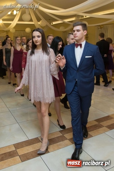 Zdjęcie w galerii na portalu naszraciborz.pl: Bal maturalny raciborskiego Mechanika  wiadomości z regionu