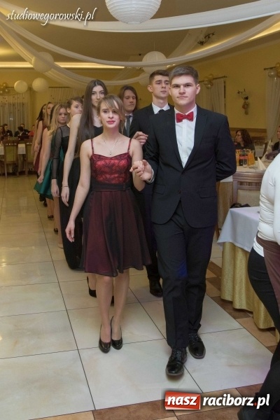 Zdjęcie w galerii na portalu naszraciborz.pl: Bal maturalny raciborskiego Mechanika  wiadomości z regionu