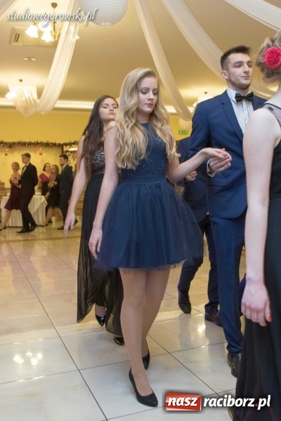 Zdjęcie w galerii na portalu naszraciborz.pl: Bal maturalny raciborskiego Mechanika  wiadomości z regionu