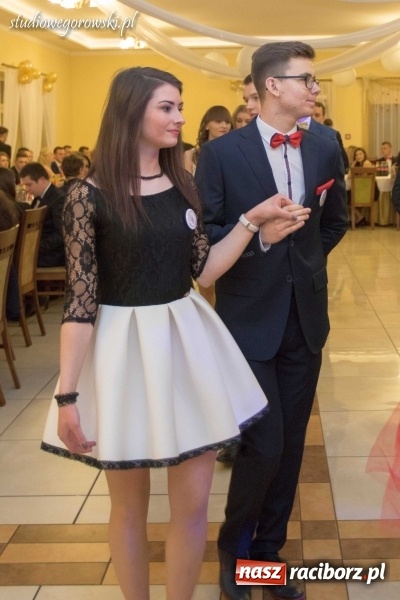 Zdjęcie w galerii na portalu naszraciborz.pl: Bal maturalny raciborskiego Mechanika  wiadomości z regionu