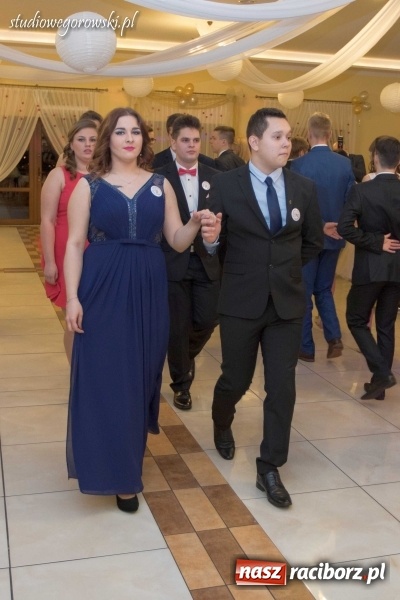 Zdjęcie w galerii na portalu naszraciborz.pl: Bal maturalny raciborskiego Mechanika  wiadomości z regionu