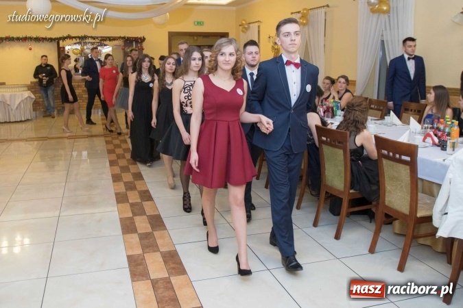 Zdjęcie w galerii na portalu naszraciborz.pl: Bal maturalny raciborskiego Mechanika  wiadomości z regionu