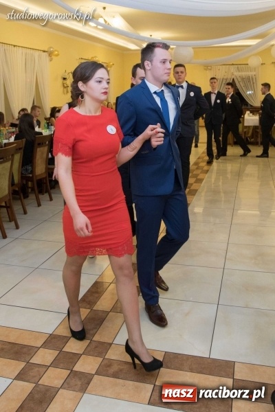Zdjęcie w galerii na portalu naszraciborz.pl: Bal maturalny raciborskiego Mechanika  wiadomości z regionu