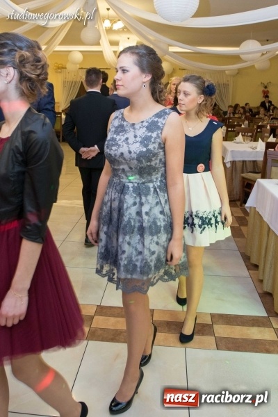 Zdjęcie w galerii na portalu naszraciborz.pl: Bal maturalny raciborskiego Mechanika  wiadomości z regionu