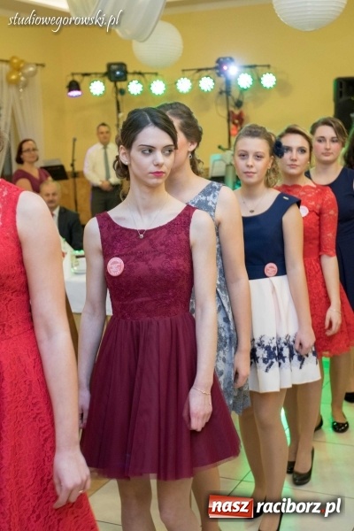 Zdjęcie w galerii na portalu naszraciborz.pl: Bal maturalny raciborskiego Mechanika  wiadomości z regionu