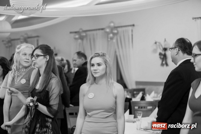 Zdjęcie w galerii na portalu naszraciborz.pl: Bal maturalny raciborskiego Mechanika  wiadomości z regionu
