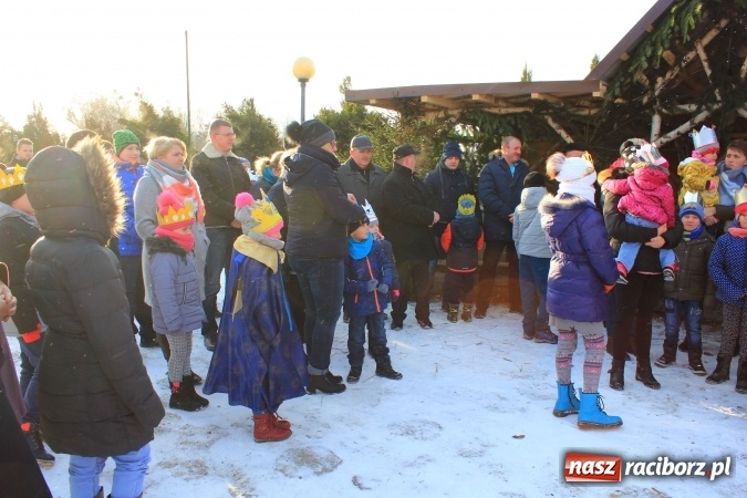 Zdjęcie w galerii na portalu naszraciborz.pl: Trzej Królowie pokłonili się Dzieciątku w Kobyli wiadomości z regionu