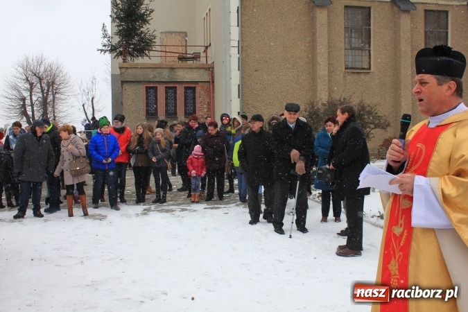 Zdjęcie w galerii na portalu naszraciborz.pl: Trzej Królowie pokłonili się Dzieciątku w Kobyli wiadomości z regionu