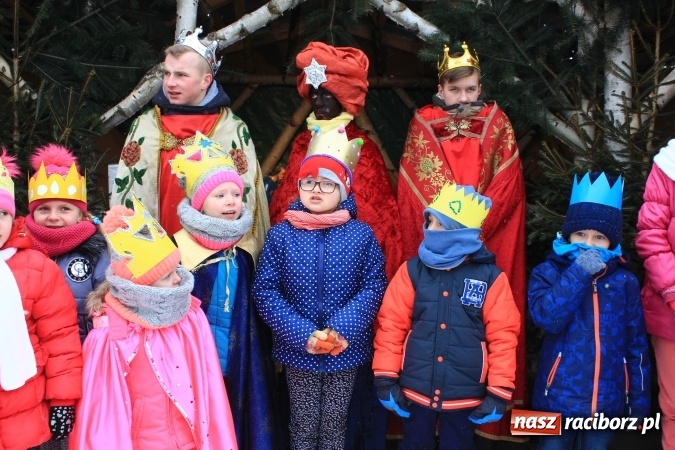 Zdjęcie w galerii na portalu naszraciborz.pl: Trzej Królowie pokłonili się Dzieciątku w Kobyli wiadomości z regionu