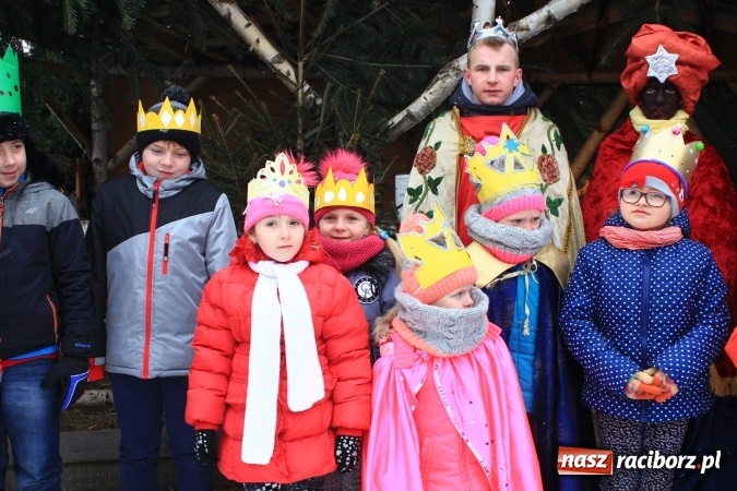 Zdjęcie w galerii na portalu naszraciborz.pl: Trzej Królowie pokłonili się Dzieciątku w Kobyli wiadomości z regionu