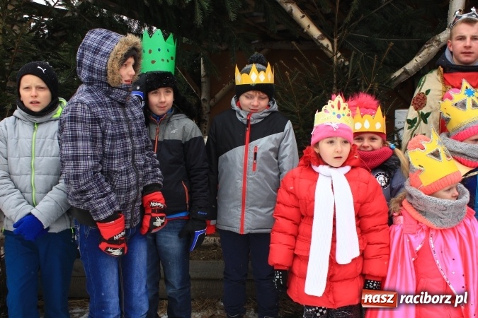 Zdjęcie w galerii na portalu naszraciborz.pl: Trzej Królowie pokłonili się Dzieciątku w Kobyli wiadomości z regionu