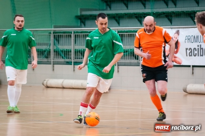 Zdjęcie w galerii na portalu naszraciborz.pl: Świąteczny piątek z HLPN wiadomości z regionu