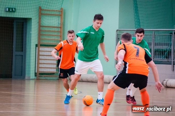 Zdjęcie w galerii na portalu naszraciborz.pl: Świąteczny piątek z HLPN wiadomości z regionu