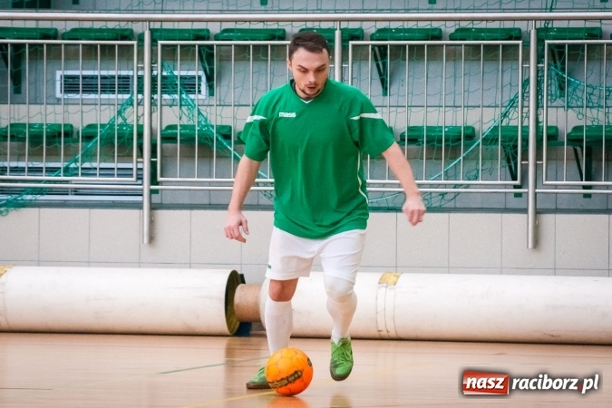 Zdjęcie w galerii na portalu naszraciborz.pl: Świąteczny piątek z HLPN wiadomości z regionu