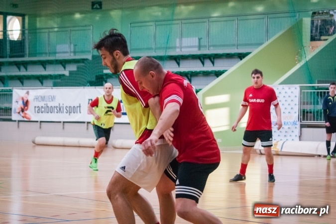 Zdjęcie w galerii na portalu naszraciborz.pl: Świąteczny piątek z HLPN wiadomości z regionu