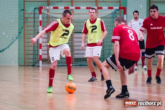 Zdjęcie w galerii na portalu naszraciborz.pl: Świąteczny piątek z HLPN wiadomości z regionu