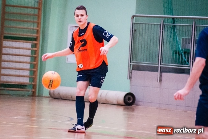 Zdjęcie w galerii na portalu naszraciborz.pl: Świąteczny piątek z HLPN wiadomości z regionu