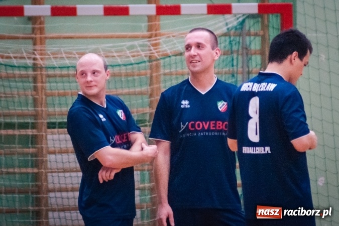 Zdjęcie w galerii na portalu naszraciborz.pl: Świąteczny piątek z HLPN wiadomości z regionu