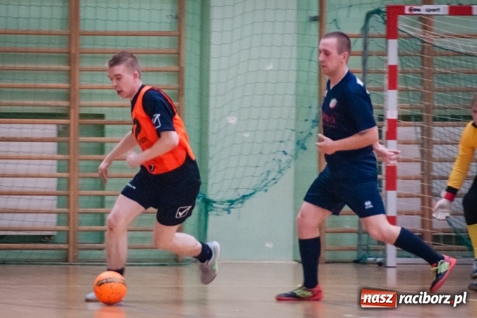 Zdjęcie w galerii na portalu naszraciborz.pl: Świąteczny piątek z HLPN wiadomości z regionu