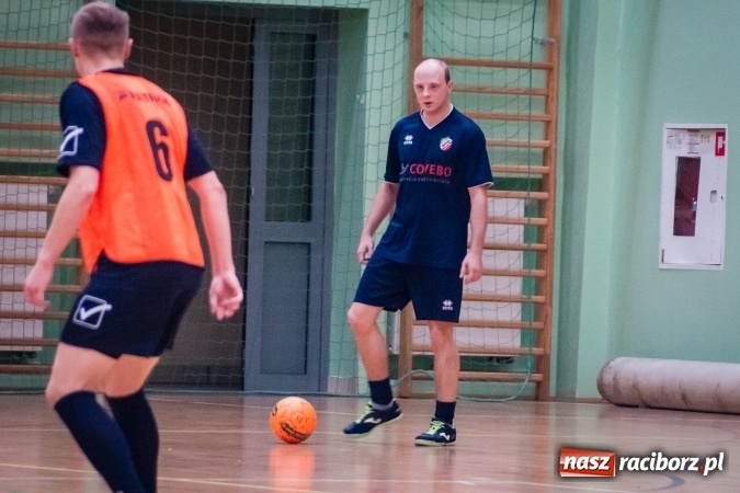 Zdjęcie w galerii na portalu naszraciborz.pl: Świąteczny piątek z HLPN wiadomości z regionu