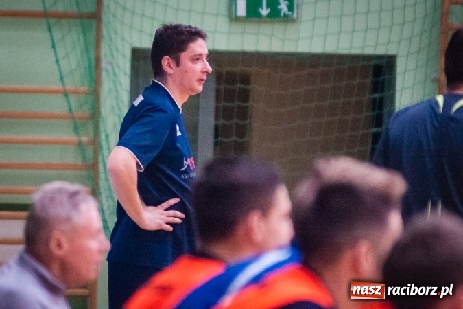 Zdjęcie w galerii na portalu naszraciborz.pl: Świąteczny piątek z HLPN wiadomości z regionu