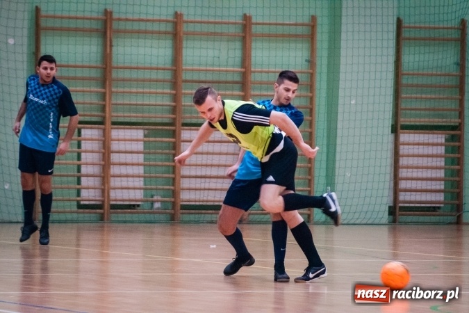 Zdjęcie w galerii na portalu naszraciborz.pl: Świąteczny piątek z HLPN wiadomości z regionu