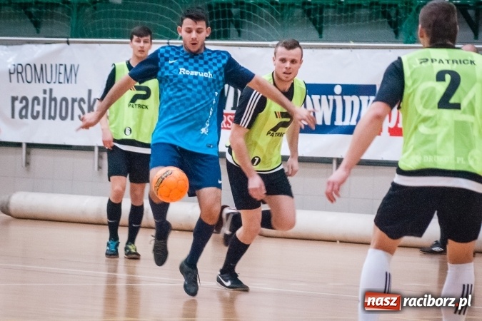 Zdjęcie w galerii na portalu naszraciborz.pl: Świąteczny piątek z HLPN wiadomości z regionu