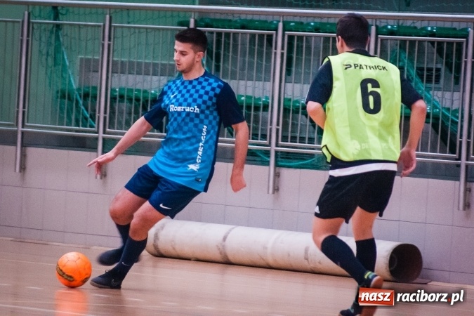 Zdjęcie w galerii na portalu naszraciborz.pl: Świąteczny piątek z HLPN wiadomości z regionu