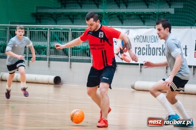 Zdjęcie w galerii na portalu naszraciborz.pl: Świąteczny piątek z HLPN wiadomości z regionu