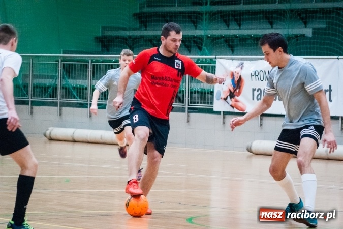 Zdjęcie w galerii na portalu naszraciborz.pl: Świąteczny piątek z HLPN wiadomości z regionu