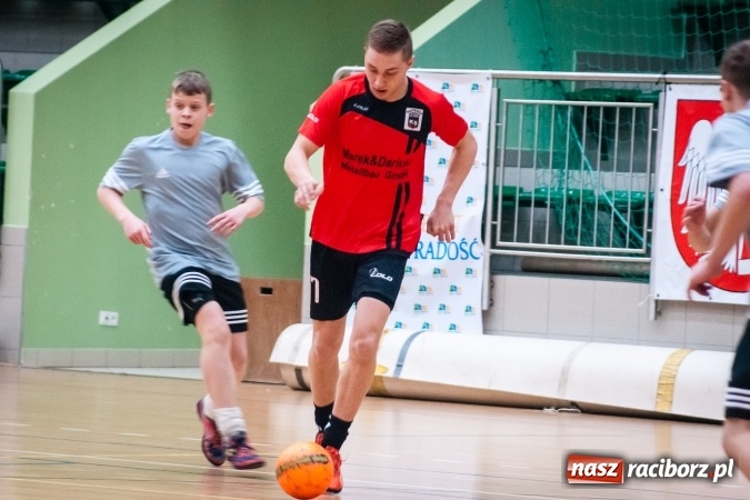 Zdjęcie w galerii na portalu naszraciborz.pl: Świąteczny piątek z HLPN wiadomości z regionu