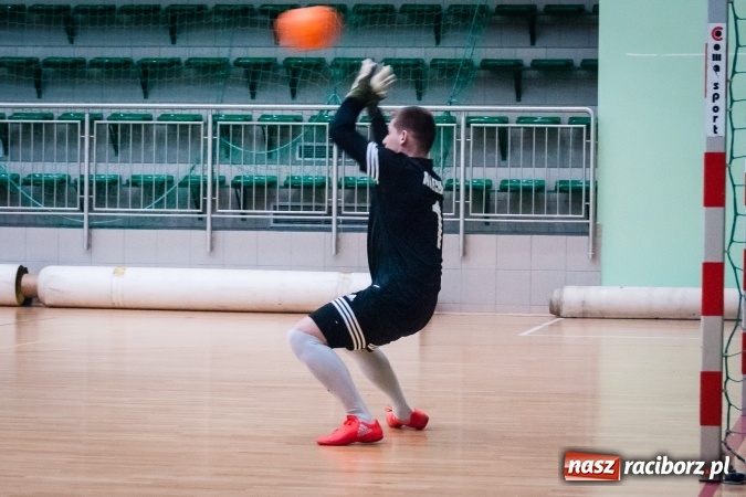 Zdjęcie w galerii na portalu naszraciborz.pl: Świąteczny piątek z HLPN wiadomości z regionu