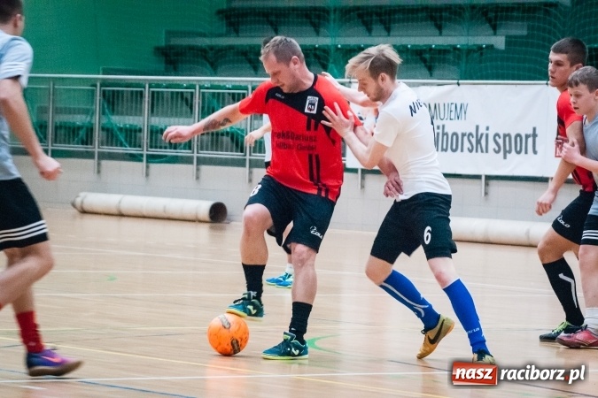 Zdjęcie w galerii na portalu naszraciborz.pl: Świąteczny piątek z HLPN wiadomości z regionu